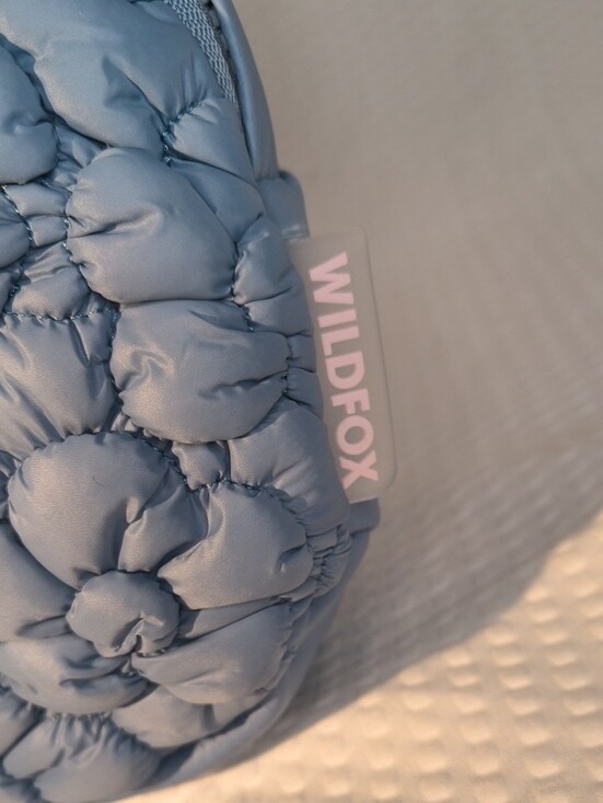 Wildfox HBWF-124-0024C-54  Blue Quilted Floral Sling Backpack main image 10